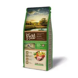 Croquette pour chiot au poulet avec des pommes de terre Sam's Field - 2,5 kg