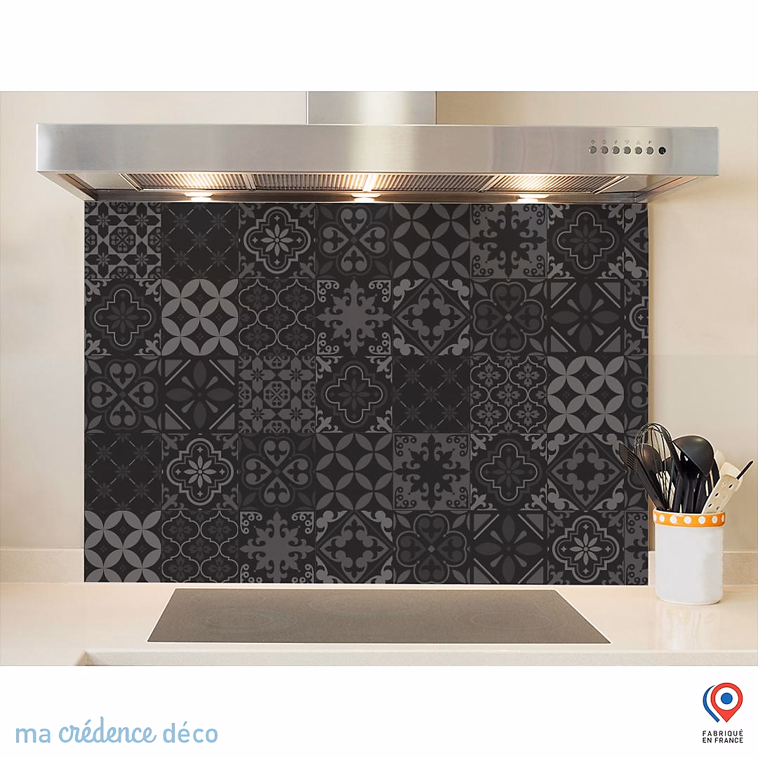 Crédence cuisine fond de hotte Carreaux ciment classique 2 noir – Verre trempé, L 90 cm x H 70 cm, MaCrédenceDéco