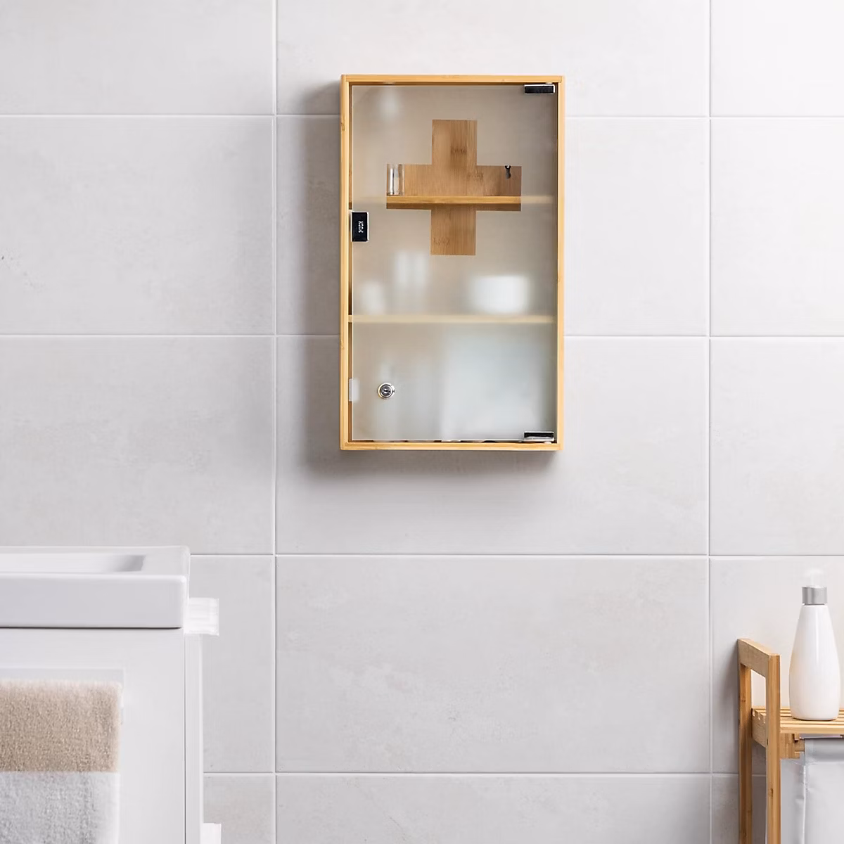 Armoire à Pharmacie Murale en Bambou avec Vitre pour Salle de Bain – Réf. XRFTCFCOE7566760891