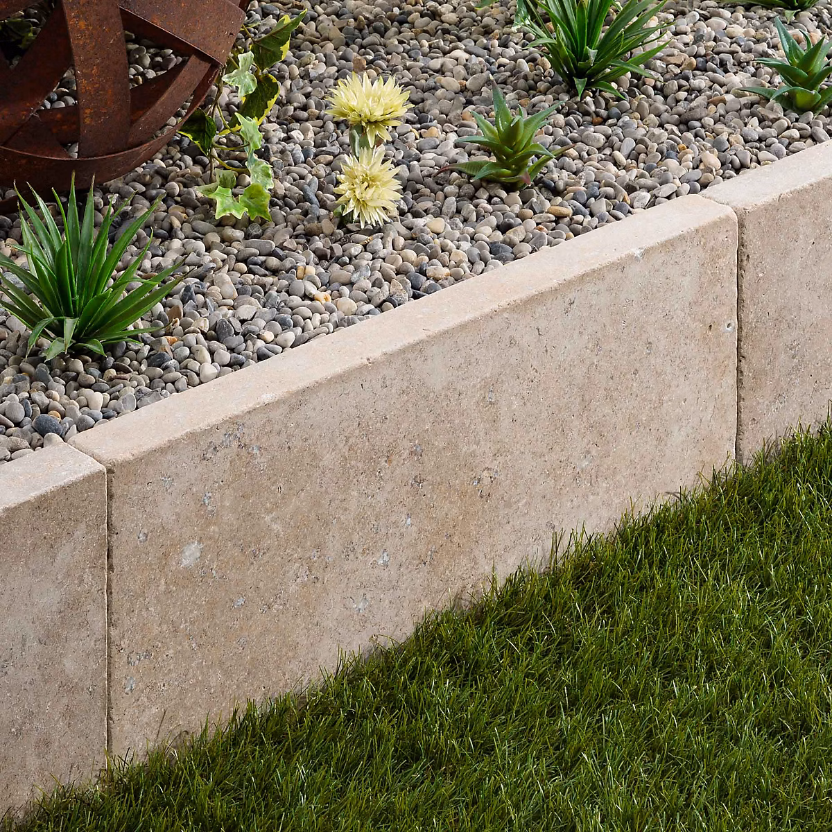 Bordure de jardin Pierre d'Egypte Beige 60 × 30 × 5 cm (à l'unité) – RO'MA NATURE